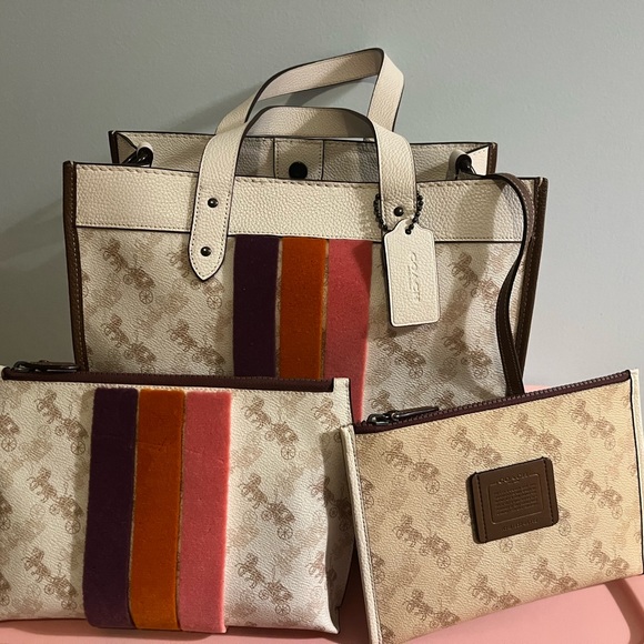 COACH Field Tote with Varsity Stripe(Including matching Charlie Pouch) - Picture 3 of 12